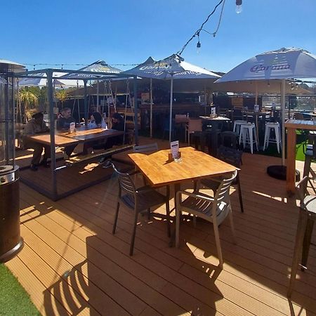 Acorn Lodge & Skydeck Potchefstroom Bagian luar foto