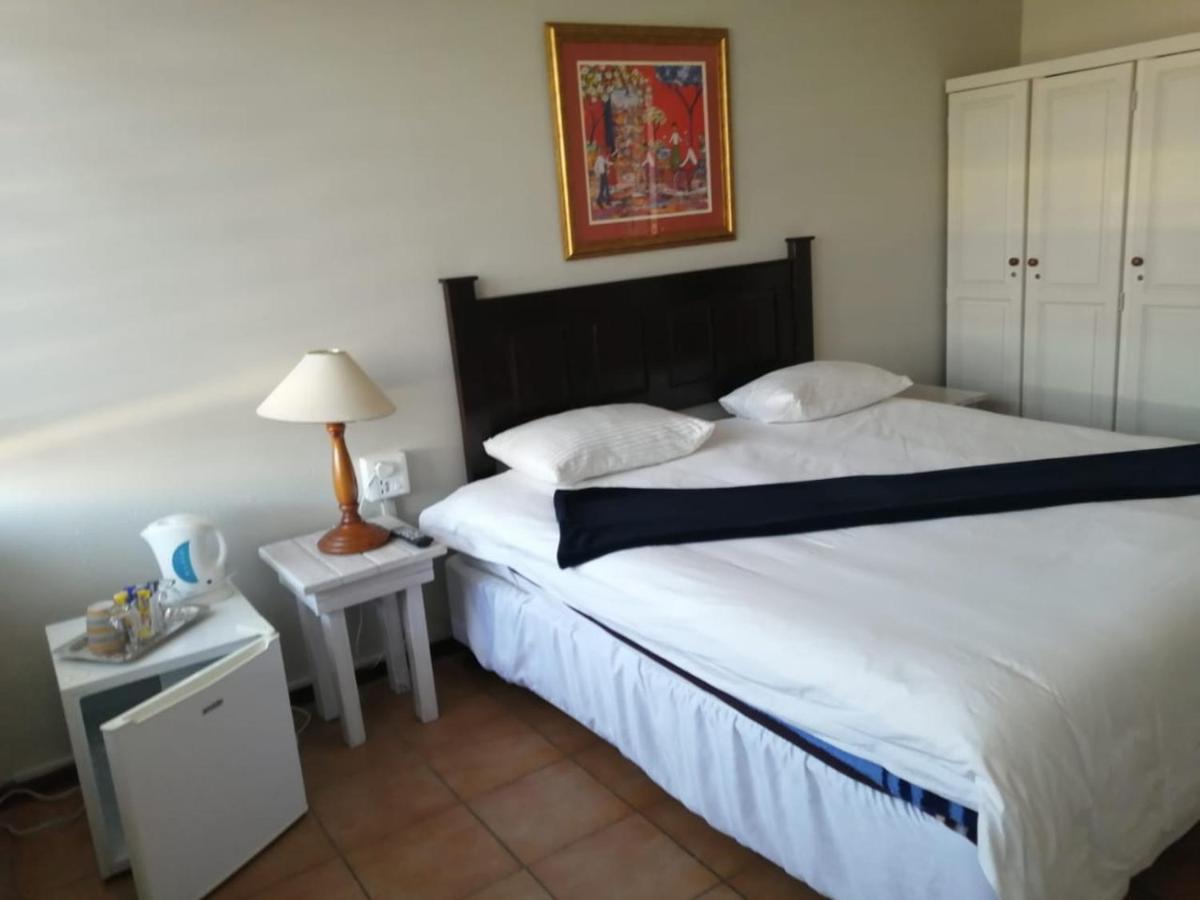 Acorn Lodge & Skydeck Potchefstroom Bagian luar foto
