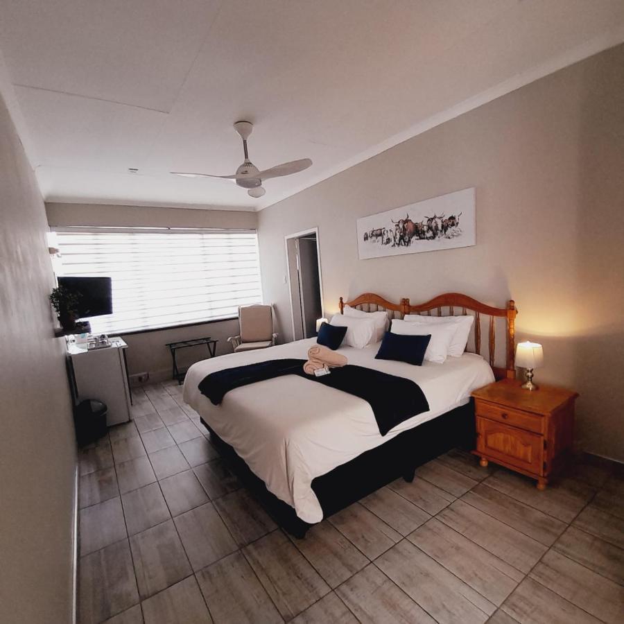 Acorn Lodge & Skydeck Potchefstroom Bagian luar foto