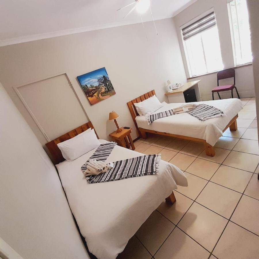 Acorn Lodge & Skydeck Potchefstroom Bagian luar foto