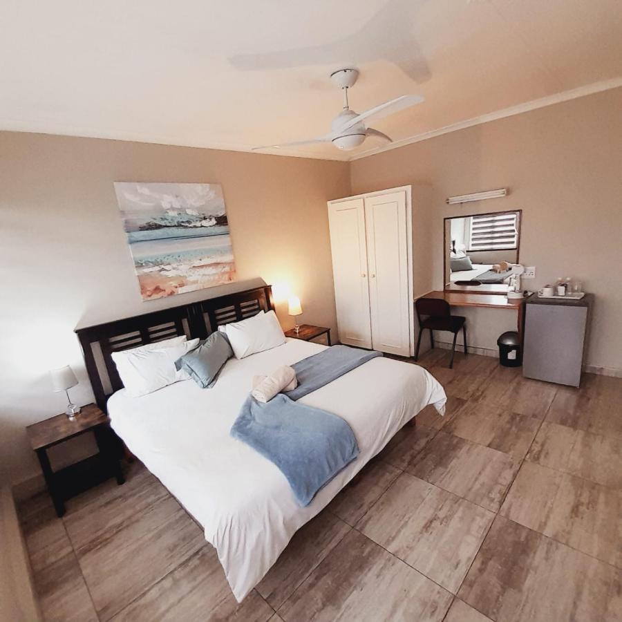 Acorn Lodge & Skydeck Potchefstroom Bagian luar foto